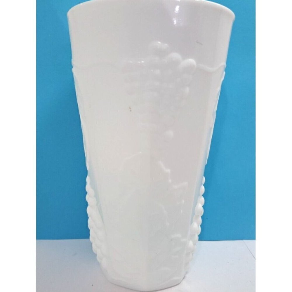 Vintage Colony Glass by Indiana Glass Harvest Milk Glass 10 Oz Flat Tumbler